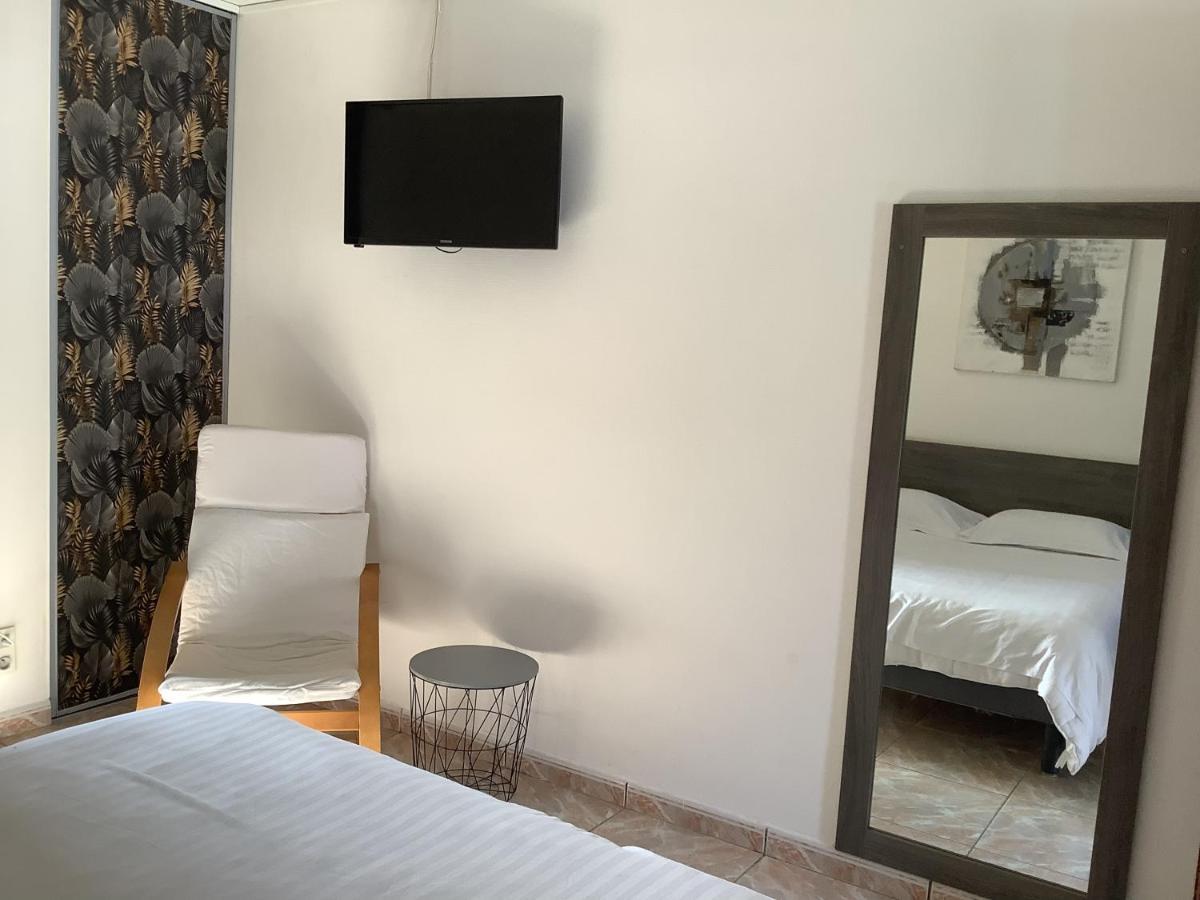 La Dolce Farniente Bed & Breakfast Biaudos Exterior photo